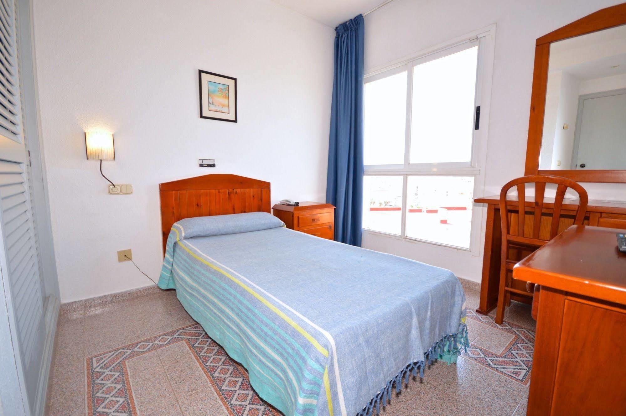 Hostal Molins Park 伊维萨镇 外观 照片