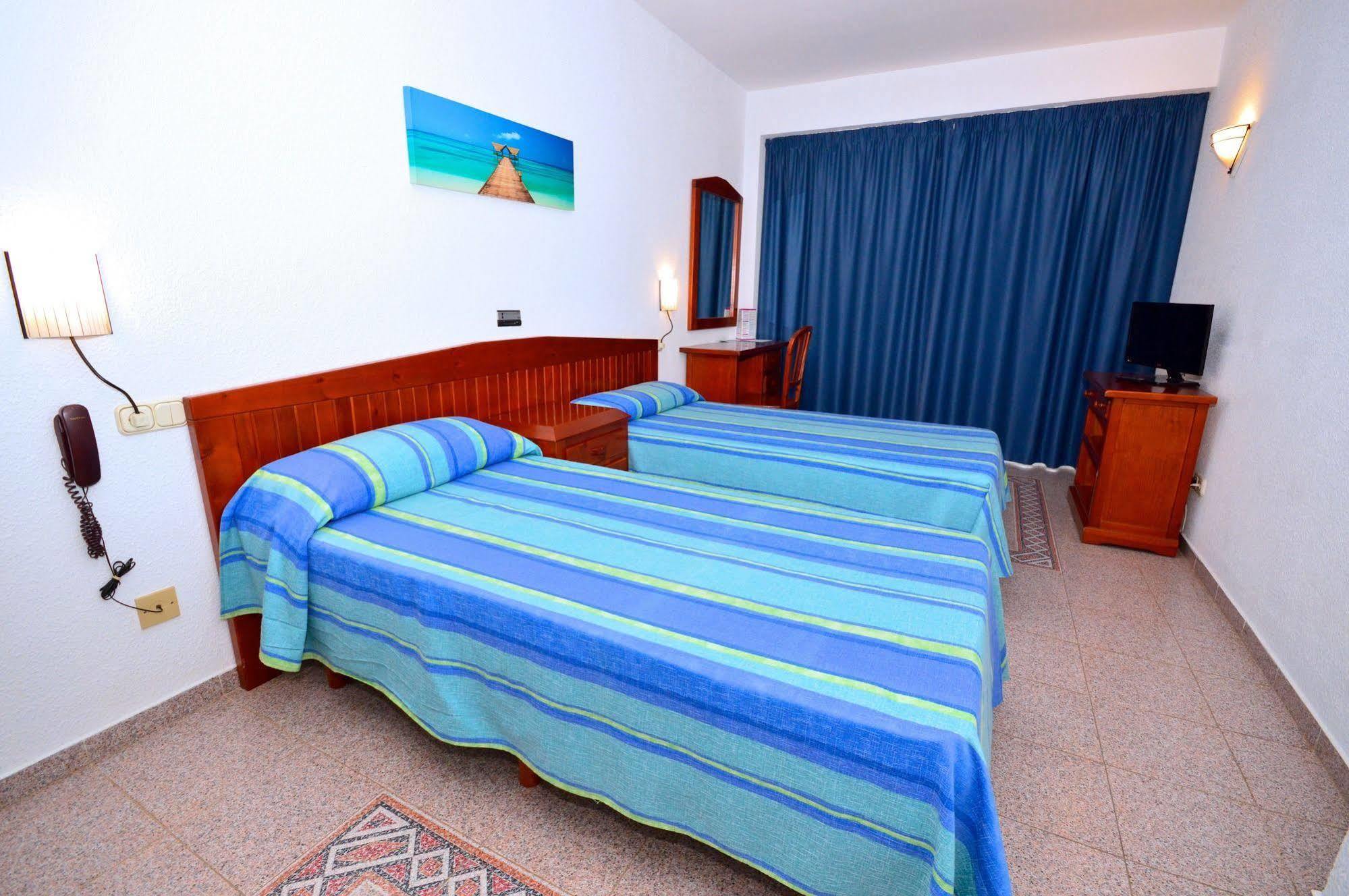 Hostal Molins Park 伊维萨镇 外观 照片